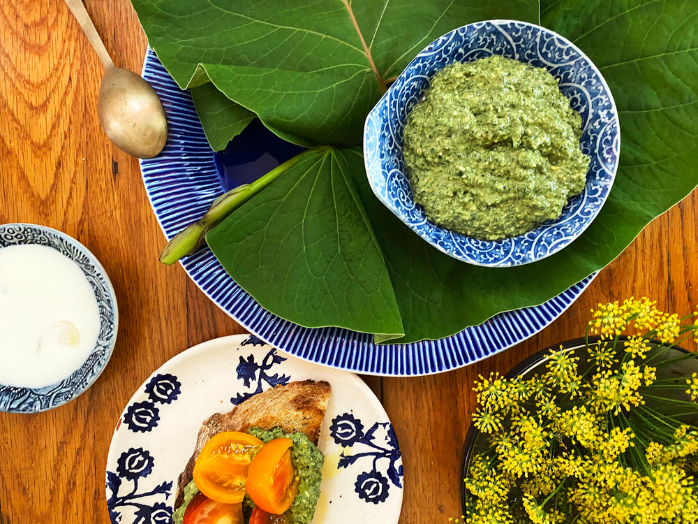 Hoja Santa Chutney
